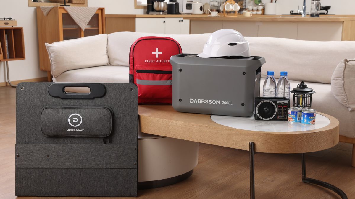 本当に必要な防災グッズと停電対策の決定 版~ポータブル電源で備える安心の暮らし~