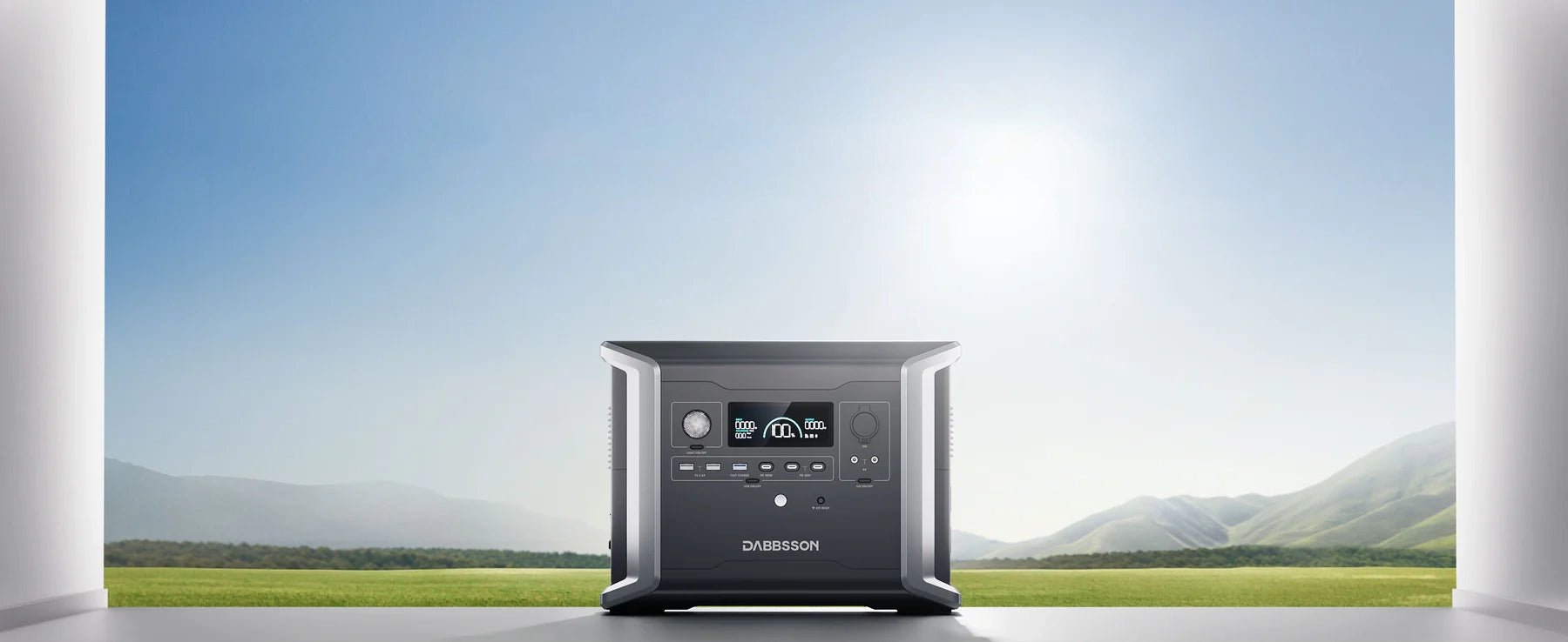 次世代のポータブル電源が登場  DBS1300ポータブル電源